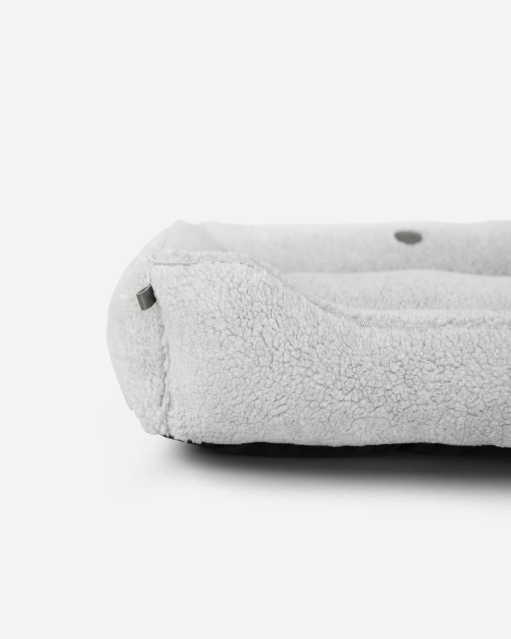 Chester & Lee | Furry Sleeper Pet Bed in Gray
