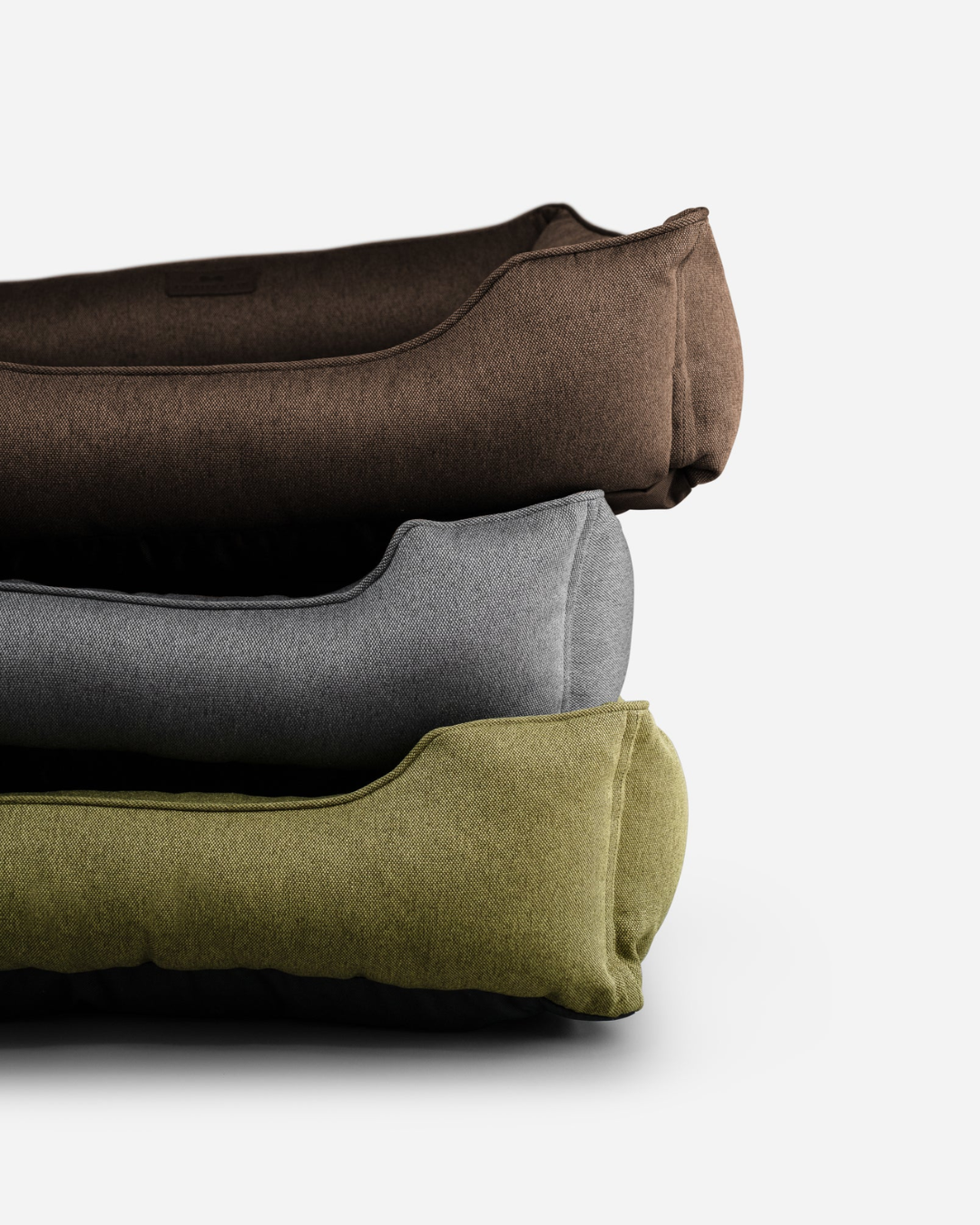 Chester & Lee | Cotton Sleeper Pet Bed in Gray