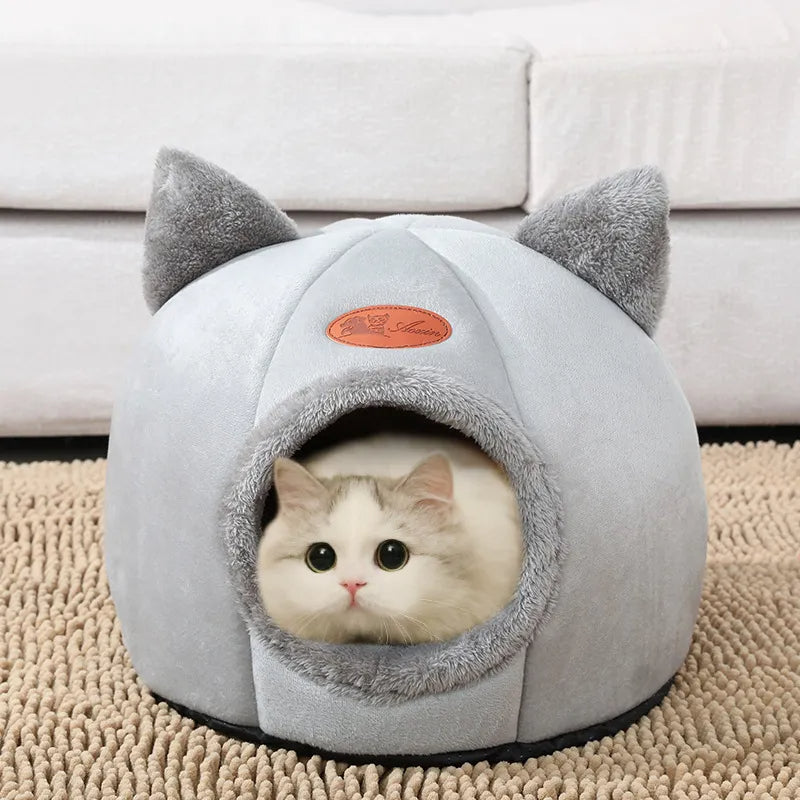 Little Winter Cat Bed Cave
