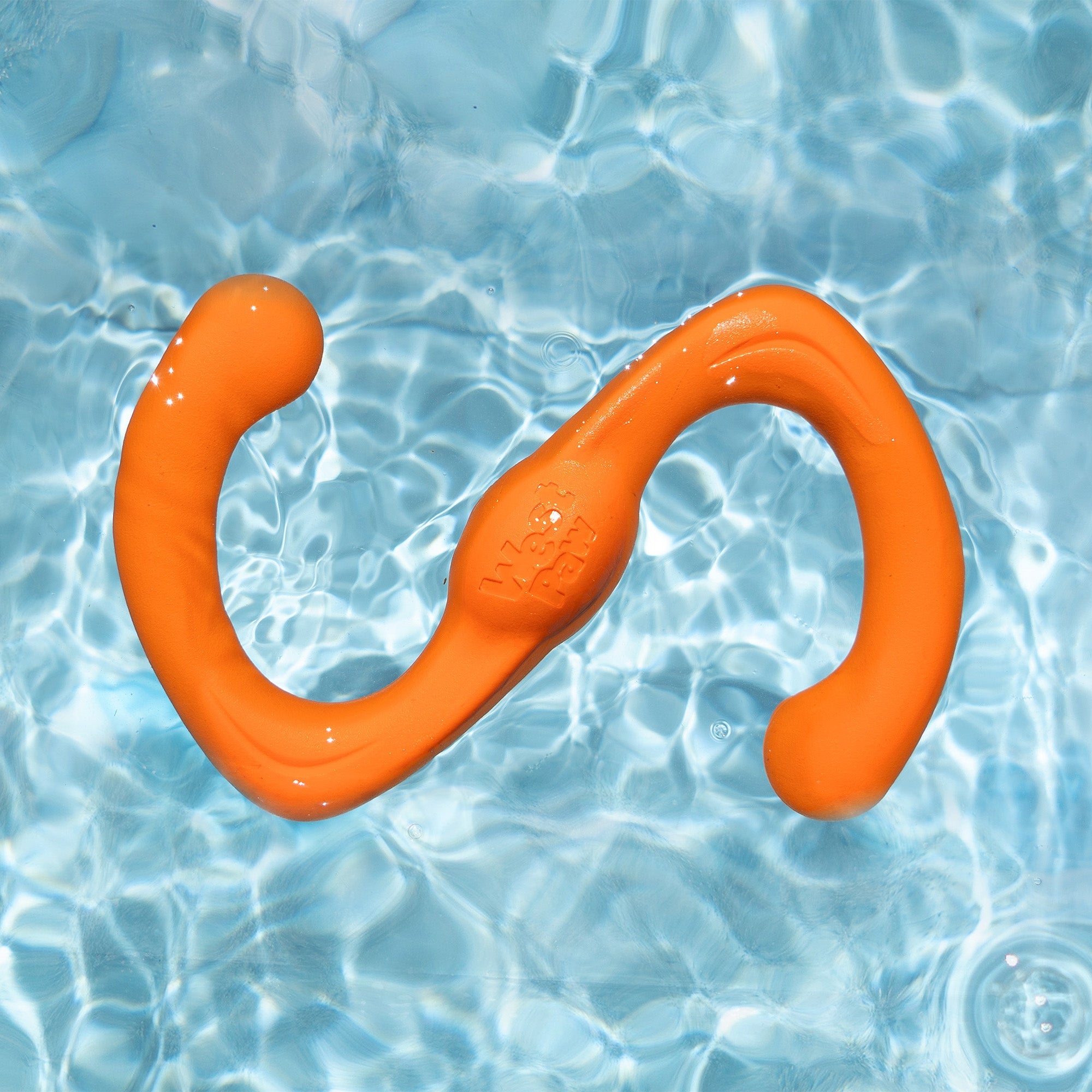 Bumi Dog Tug Toy | Durable S-Shaped Chew & Tug-of-War Toy – West Paw