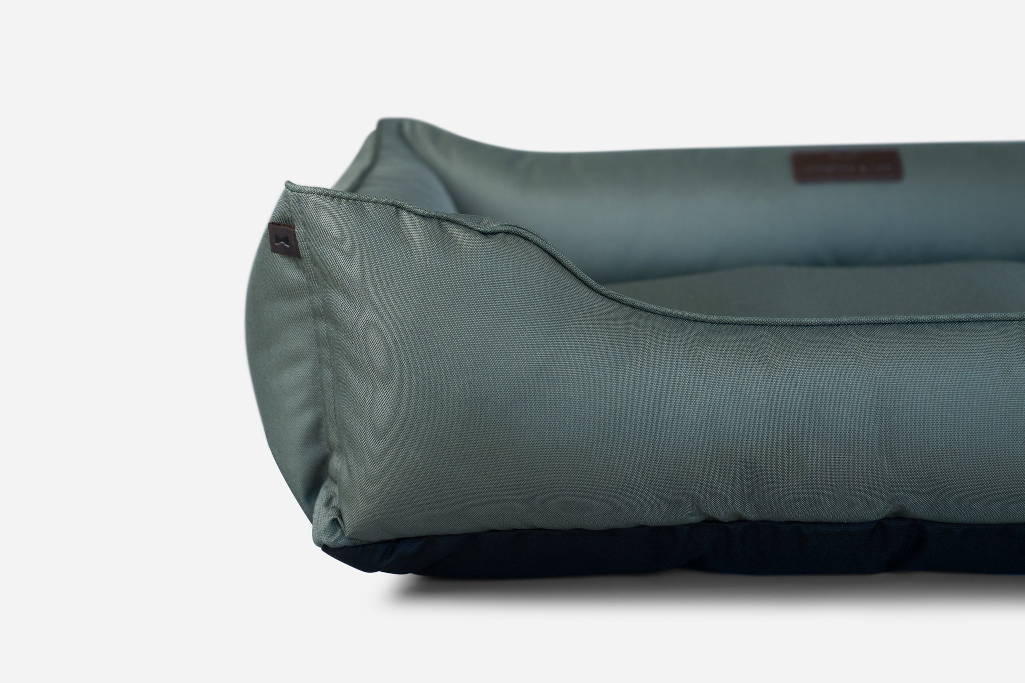Chester & Lee | Waterproof Sleeper Pet Bed in Green