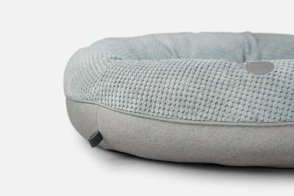 Chester & Lee | Moonlight Gray Donut Pet Bed