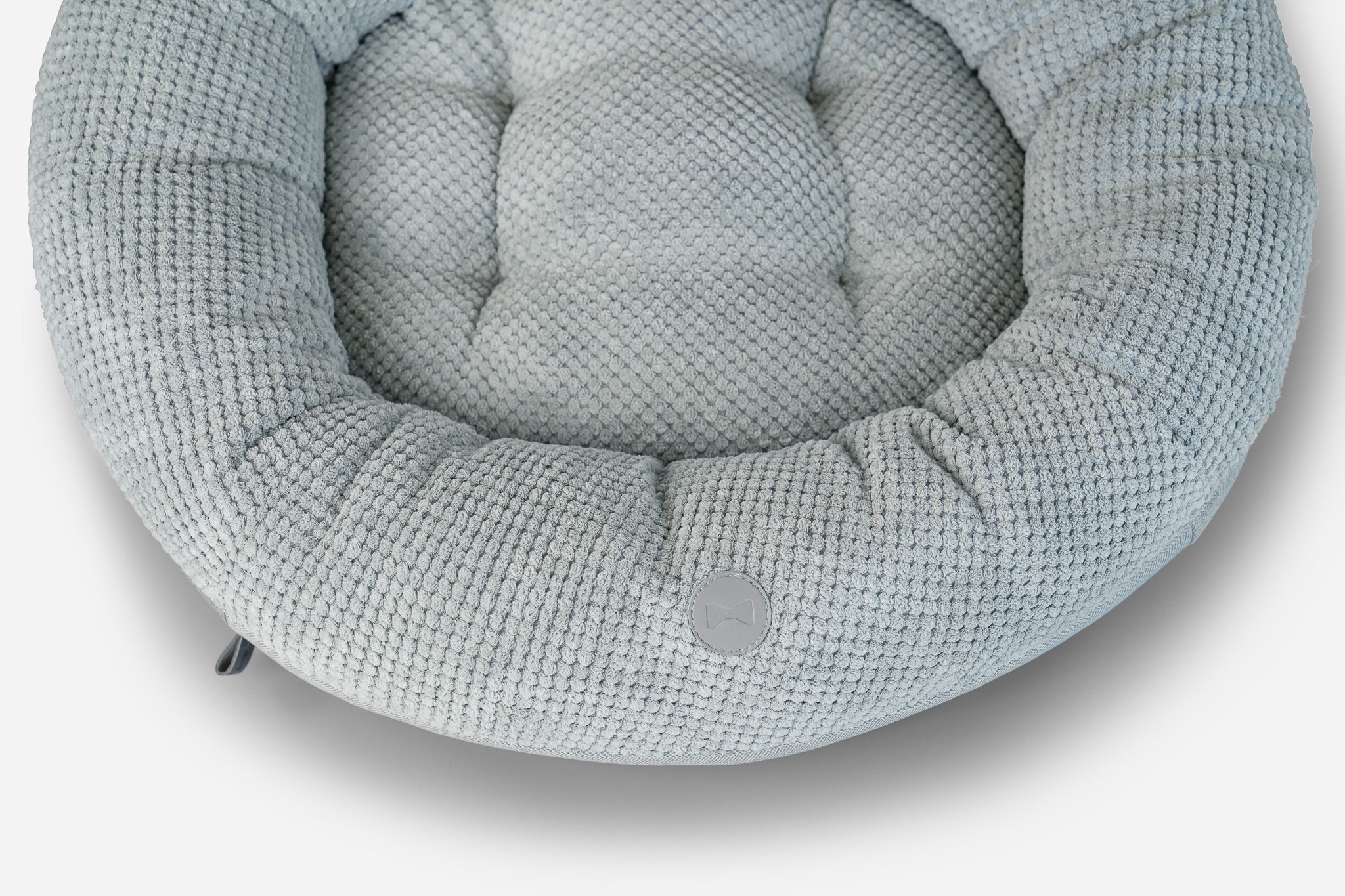 Chester & Lee | Moonlight Gray Donut Pet Bed