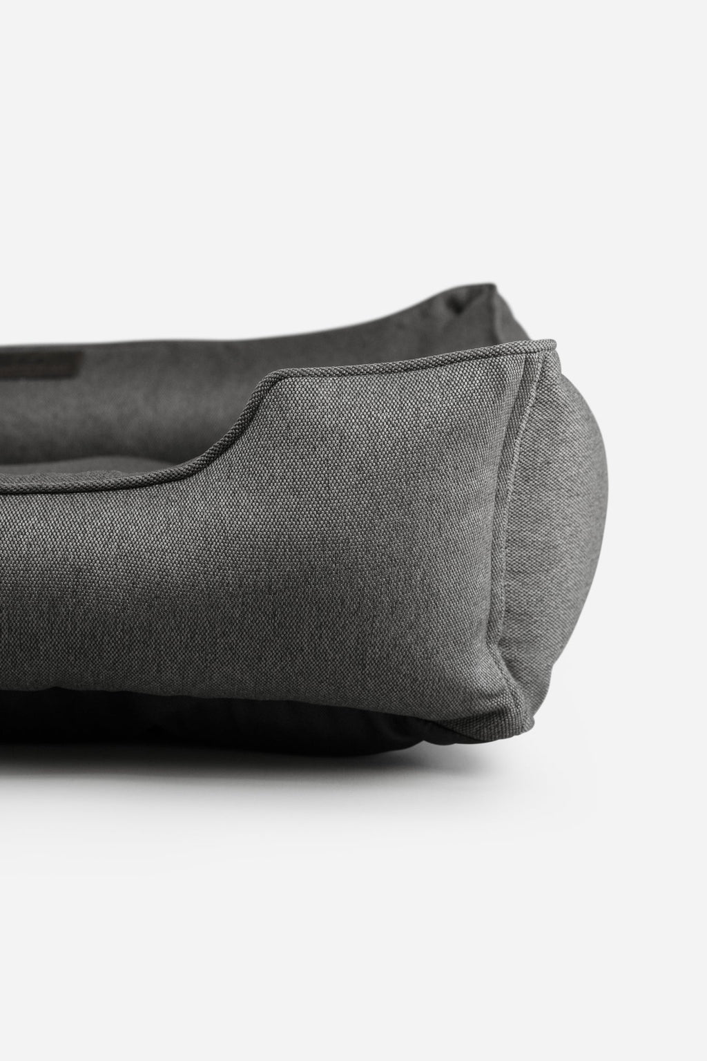 Chester & Lee | Cotton Sleeper Pet Bed in Gray