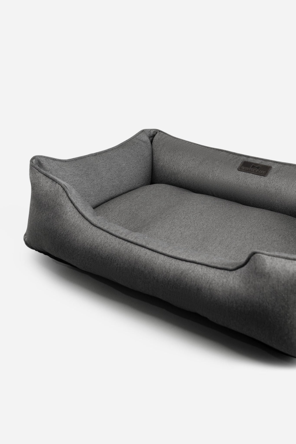 Chester & Lee | Cotton Sleeper Pet Bed in Gray