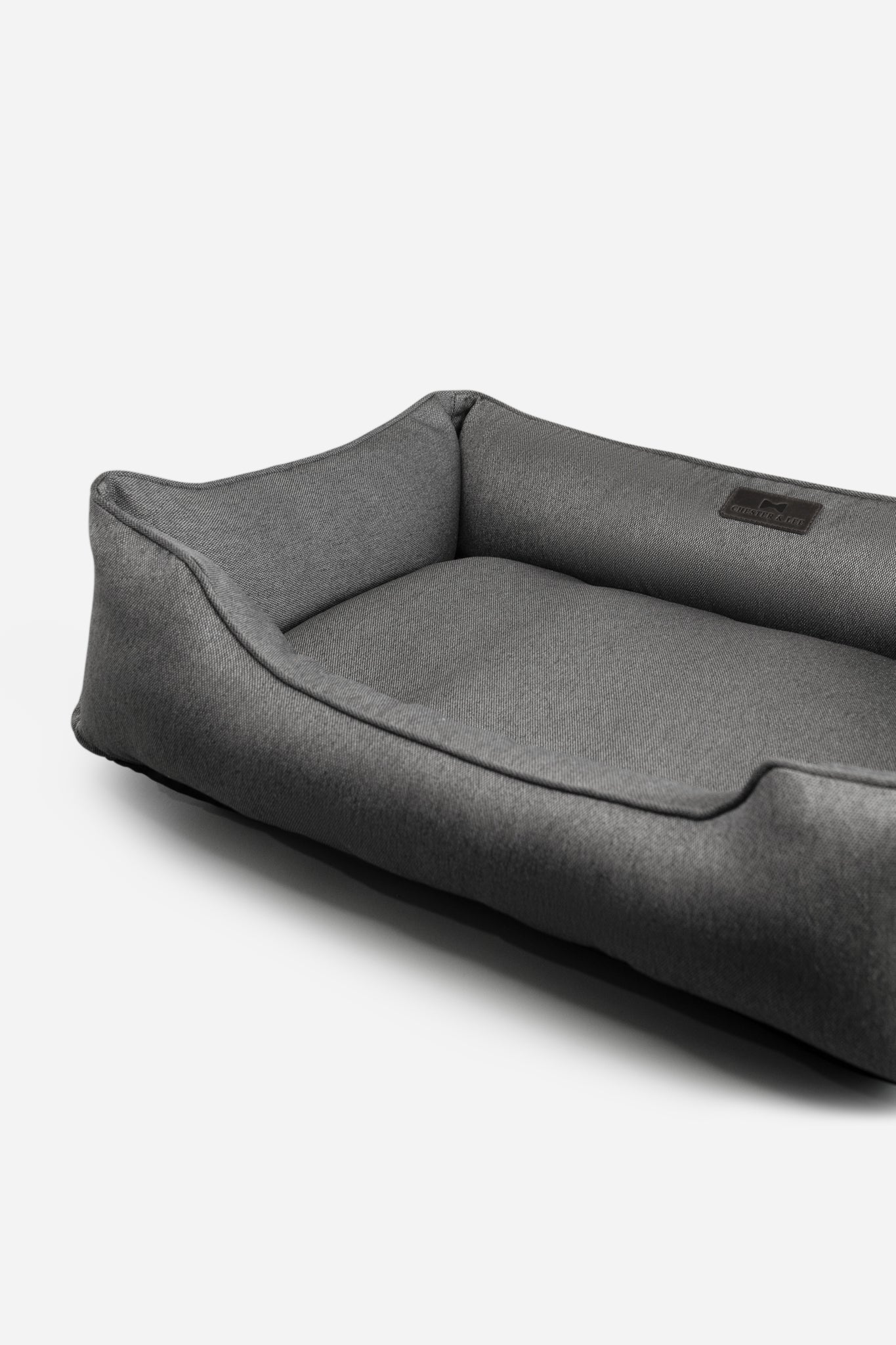 Chester & Lee | Cotton Sleeper Pet Bed in Gray